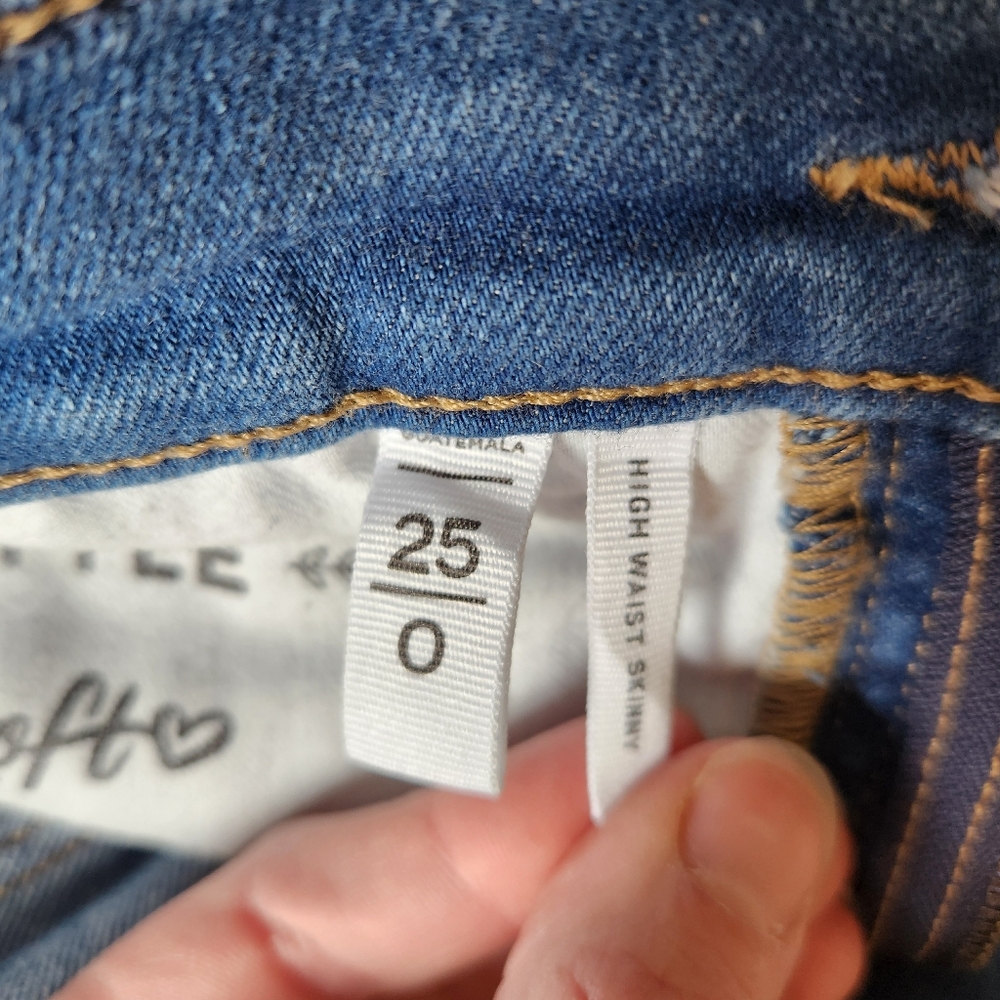 LOFT High waist skinny distressed denim - Picture 6 of 9